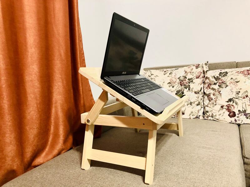 Suport pentru Laptop facut din lemn